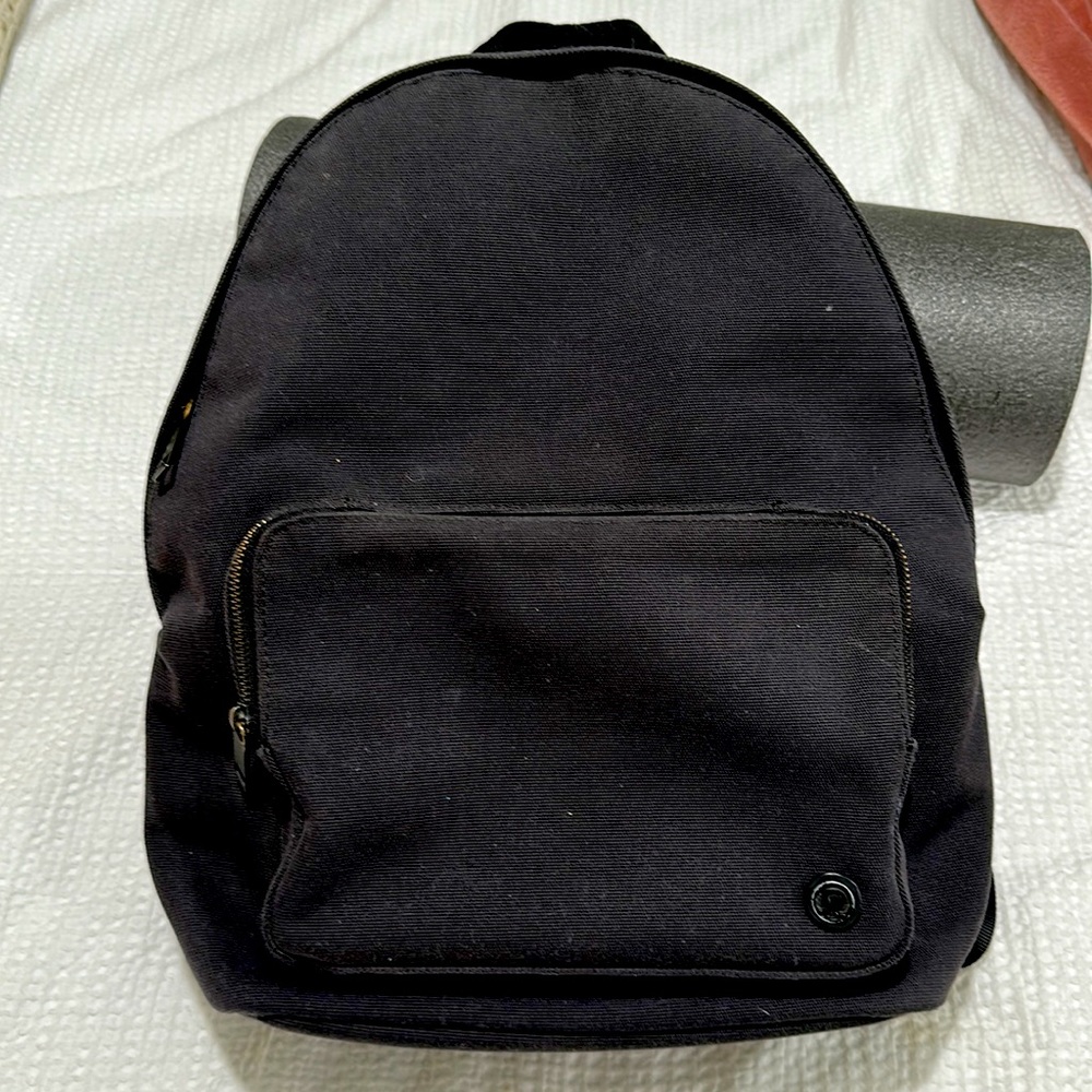 Lululemon backpack for laptop